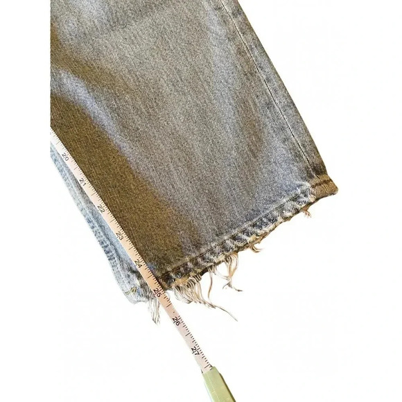 AGOLDE 90s Crop Distressed Jean Light Wash Size 27 - Picture 6 of 12
